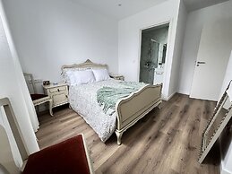 Espinho Beach House by Trip2Portugal