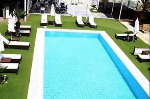 Havana 5 Studio Sea and Pool