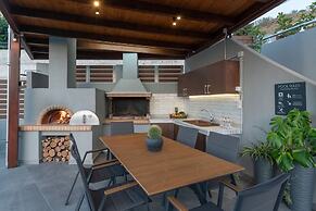 D A New Luxury Villa With Private Pool