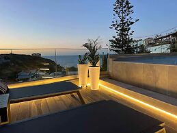 D A New Luxury Villa With Private Pool