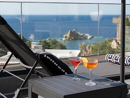 D A New Luxury Villa With Private Pool