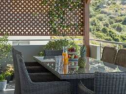 D A New Luxury Villa With Private Pool