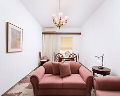 Aleksandra City Center House