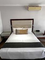 Golden Crystal Hotel