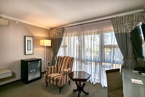 Golden Crystal Hotel