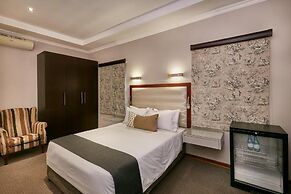 Golden Crystal Hotel