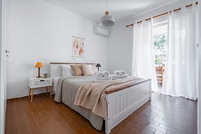 Saronida Coastal Escape 2BR Apartment