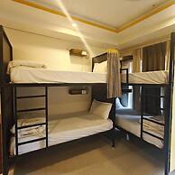 Hotel Weekend Heights
