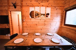 Ardennes Chalet With Balcony, Sauna