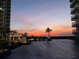 Oceanview with Balcony Airport Okada