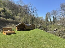 Eifelhutte auf dem Campingpark