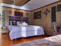 Uros TITIKAKA the Best lodge