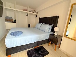 San Isidro financial district stay (404)