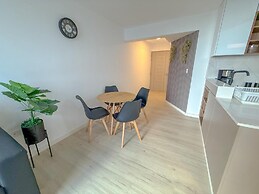 San Isidro financial district stay (404)