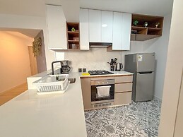San Isidro financial district stay (404)