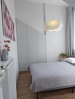 mrhomeapartments-Limba