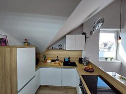 mrhomeapartments-Limba