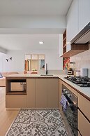 San Isidro Financial District Stay (604)