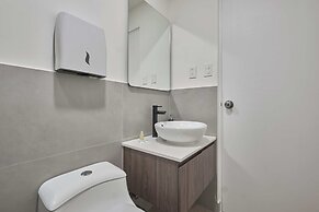 San Isidro Financial District Stay (604)