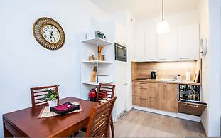 2homerent Garden Terrace Good Location