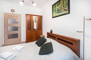 2homerent Garden Terrace Good Location