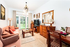 2homerent Garden Terrace Good Location