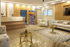 Solis pyramids view hotel