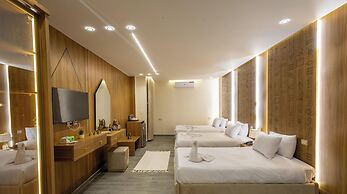 Solis pyramids view hotel