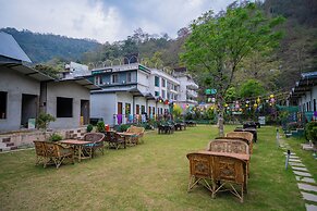 Velvet Valley Resort