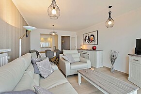 Apartment in Blankenberge With Sea Views
