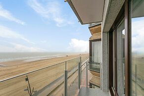 Apartment in Blankenberge With Sea Views