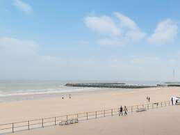 Apartment in Ostend With Sea Views