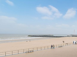 Apartment in Ostend With Sea Views