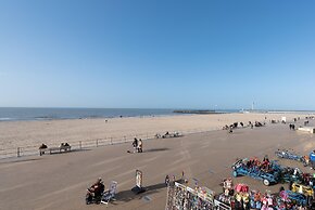 Apartment in Ostend With Sea Views