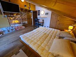 Apartment in Central Location With Views