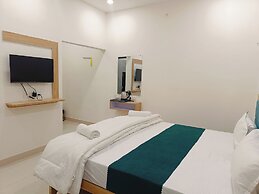 Hotel Assi Retreat