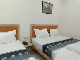 Hotel Assi Retreat