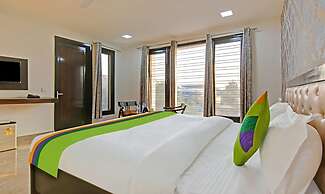 Posh Classic, sector 45, millenium city centre, gurugram