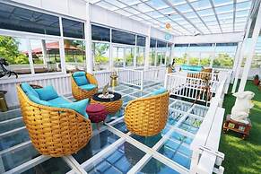 The Golden View Farm & Resort
