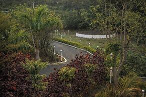 The Golden View Farm & Resort