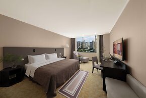 Guizhou Fengrun Karst Hotel