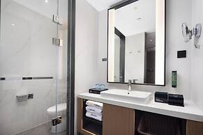Hampton by Hilton Guangzhou Xintang Railway Station