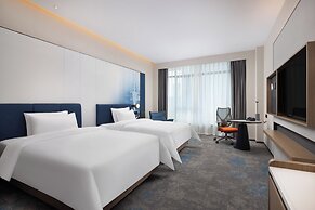 Hampton by Hilton Guangzhou Xintang Railway Station