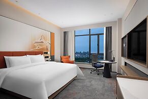 Hampton by Hilton Guangzhou Xintang Railway Station
