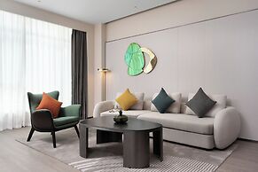 Hampton by Hilton Guangzhou Xintang Railway Station