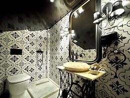 Chateau D'Amour Luxury Boutique