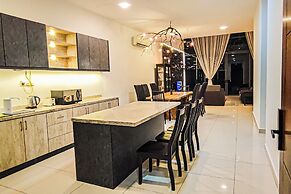 Retro Pool Villa at Puchong by HCK