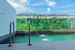 Retro Pool Villa at Puchong by HCK