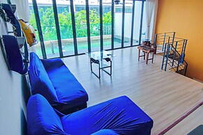 Retro Pool Villa at Puchong by HCK