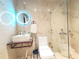 Hotel New Gayatri Near Prem Mandir